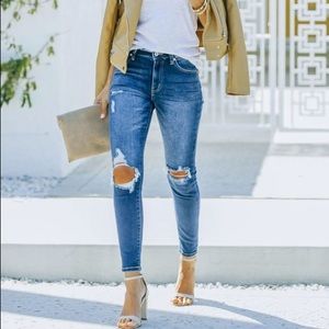 VICI High-Rise Distressed Skinny Jeans